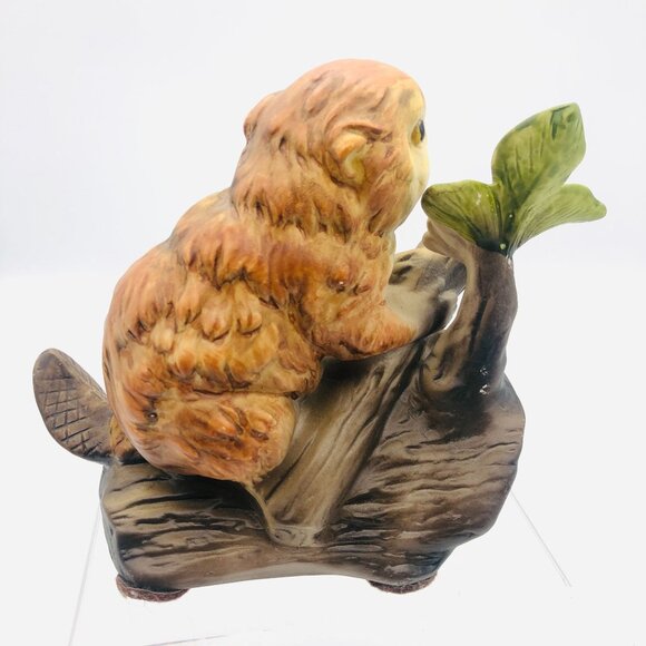 Vintage Hand-Painted Porcelain Beaver Figurine on Tree Flowers 5" Studio Made - Picture 4 of 9